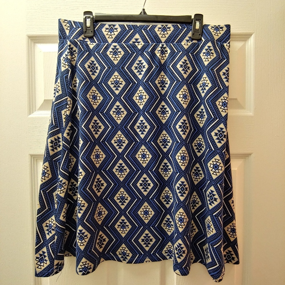 CATO Navy and Beige Aztec Skirt Large